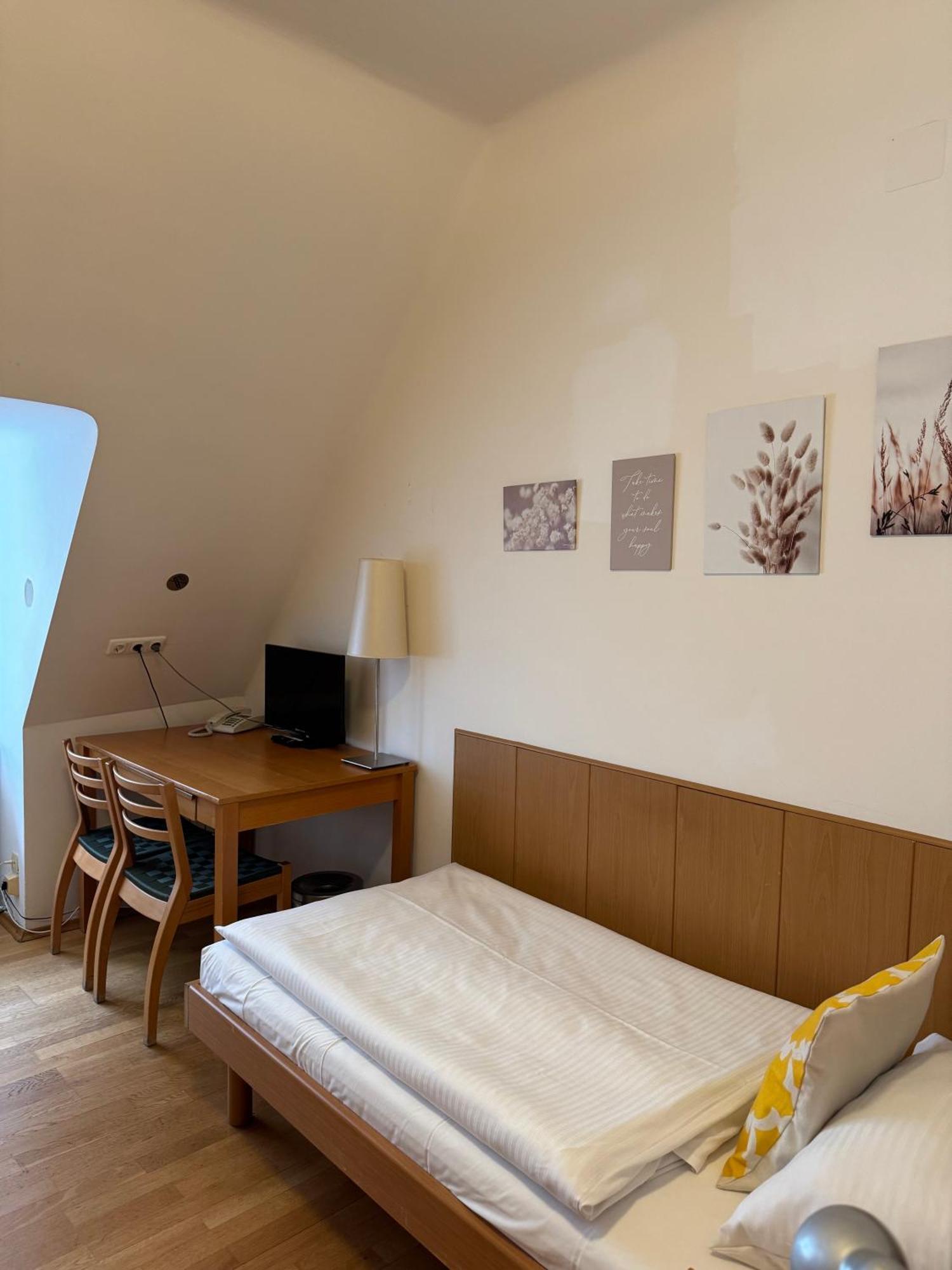 Gaestehaus Deutscher Orden Wien Zewnętrze zdjęcie